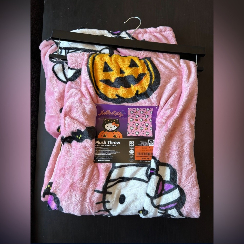 Hello Kitty Mummy Halloween Blanket